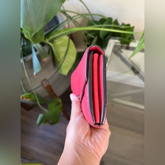 Louis Vuitton Empreinte Sarah Wallet - Picture 5 of 13